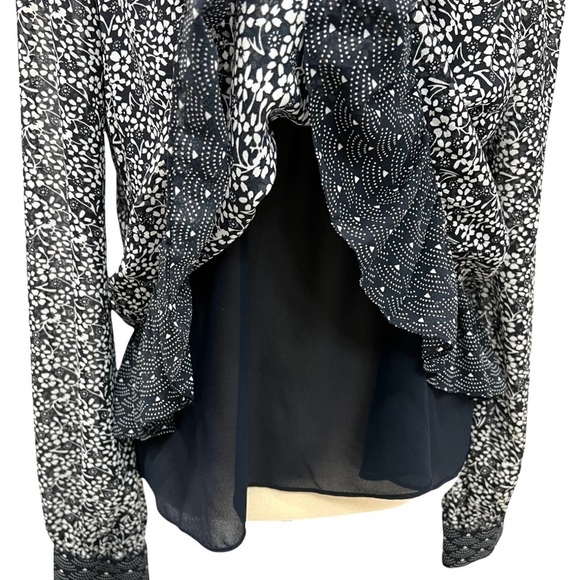 Tularosa Harrison Boho Navy & White Tassel Tie Printed Top - Picture 10 of 14